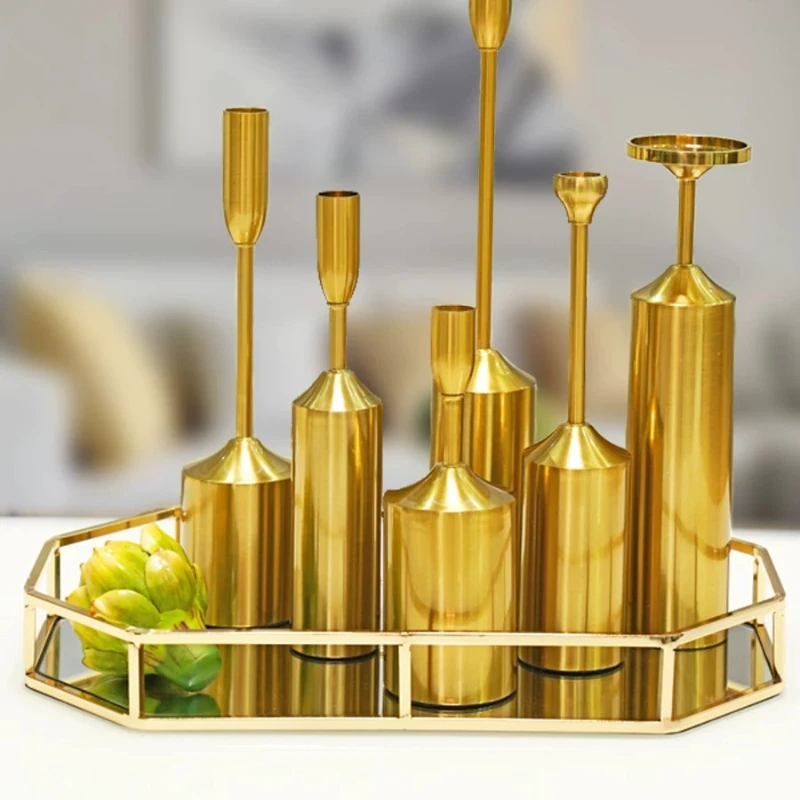 European light luxury Nordic romantic dining table wedding decorations hotel model room wedding metal retro candlestick ornament
European light luxury Nordic romantic dining table wedding decorations hotel model room wedding metal retro candlestick ornament