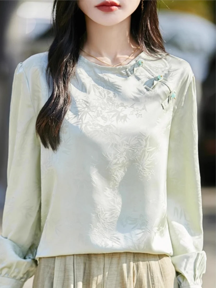 Spring 2025 New Sle Women's Satin Button up irt round Ne Base Top Floral Embroidery Traditional Chinese New Faion
Spring 2025 New Sle Women's Satin Button up irt round Ne Base Top Floral Embroidery Traditional Chinese New Faion