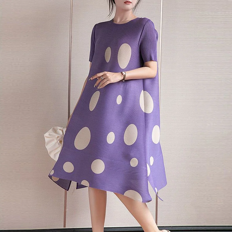 Pleated round neck loose polka dot dress for women's mid length dress summer dresses for women 2023 LOOSE
Pleated round neck loose polka dot dress for women's mid length dress summer dresses for women 2023 LOOSE