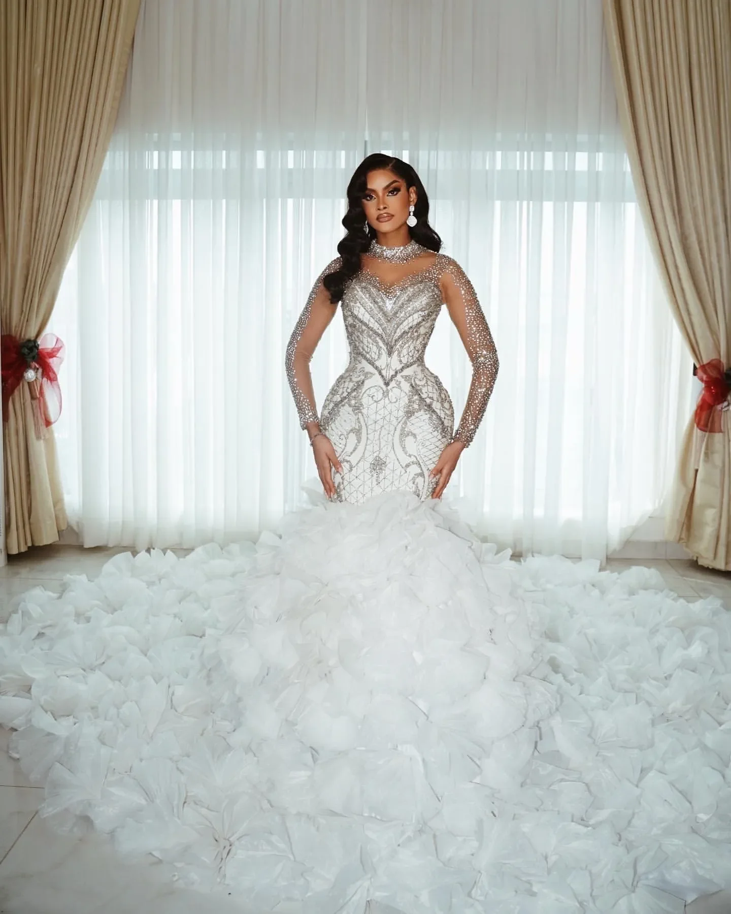 Aso Ebi Plus Size Ivory Mermaid Wedding Dresses Lacefull Full Sleeves Tiers Crystals Bridal Gowns Dress Vestidos De Novia
Aso Ebi Plus Size Ivory Mermaid Wedding Dresses Lacefull Full Sleeves Tiers Crystals Bridal Gowns Dress Vestidos De Novia