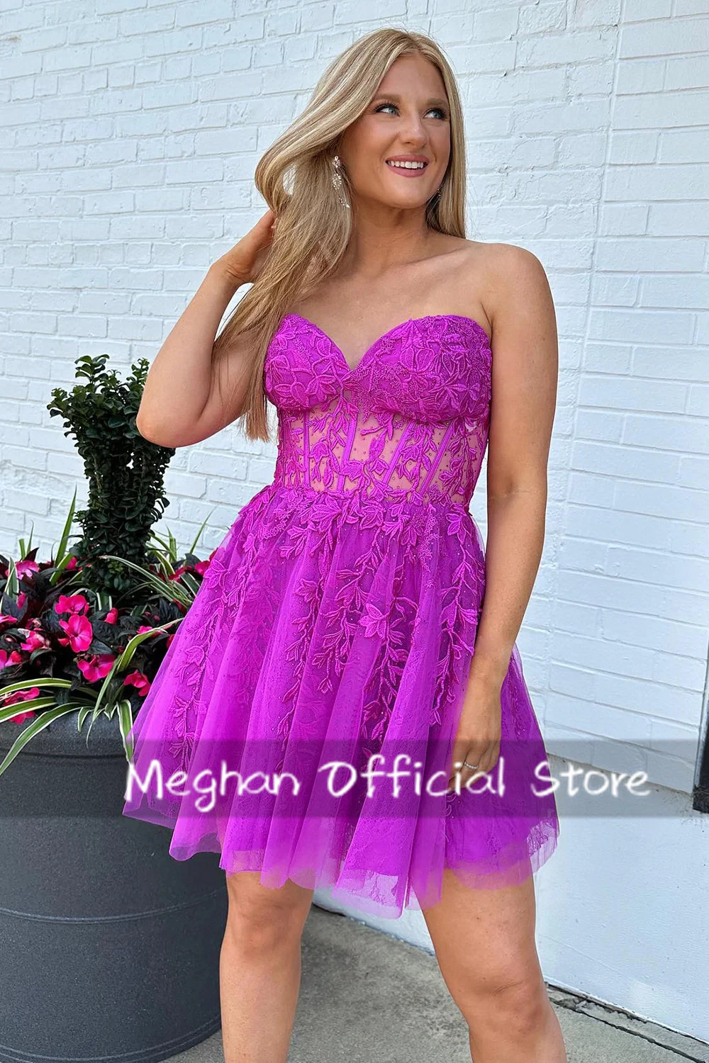 2026 New Rosy Pink Short Prom Dresses Strapless Lace Appliques Tulle Formal Evening Party Gowns Birthday Robe De Soriee
2026 New Rosy Pink Short Prom Dresses Strapless Lace Appliques Tulle Formal Evening Party Gowns Birthday Robe De Soriee