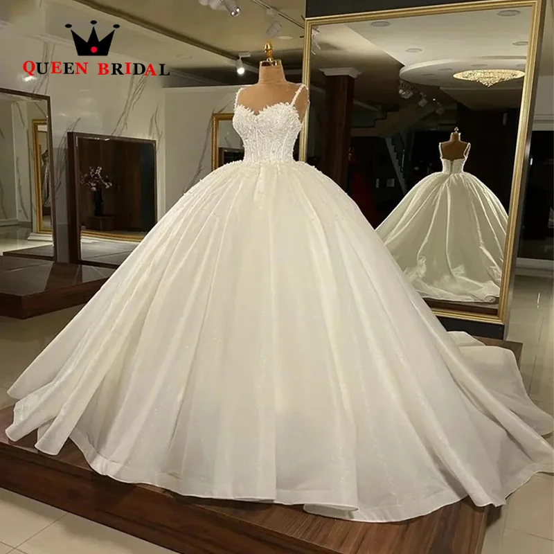 Luxury Pearls Sequined Appliques Wedding Dress Sleeveless Spaghetti Straps V Neck Bridal Ball Gown Vestidos De Novia Custom H13M
Luxury Pearls Sequined Appliques Wedding Dress Sleeveless Spaghetti Straps V Neck Bridal Ball Gown Vestidos De Novia Custom H13M