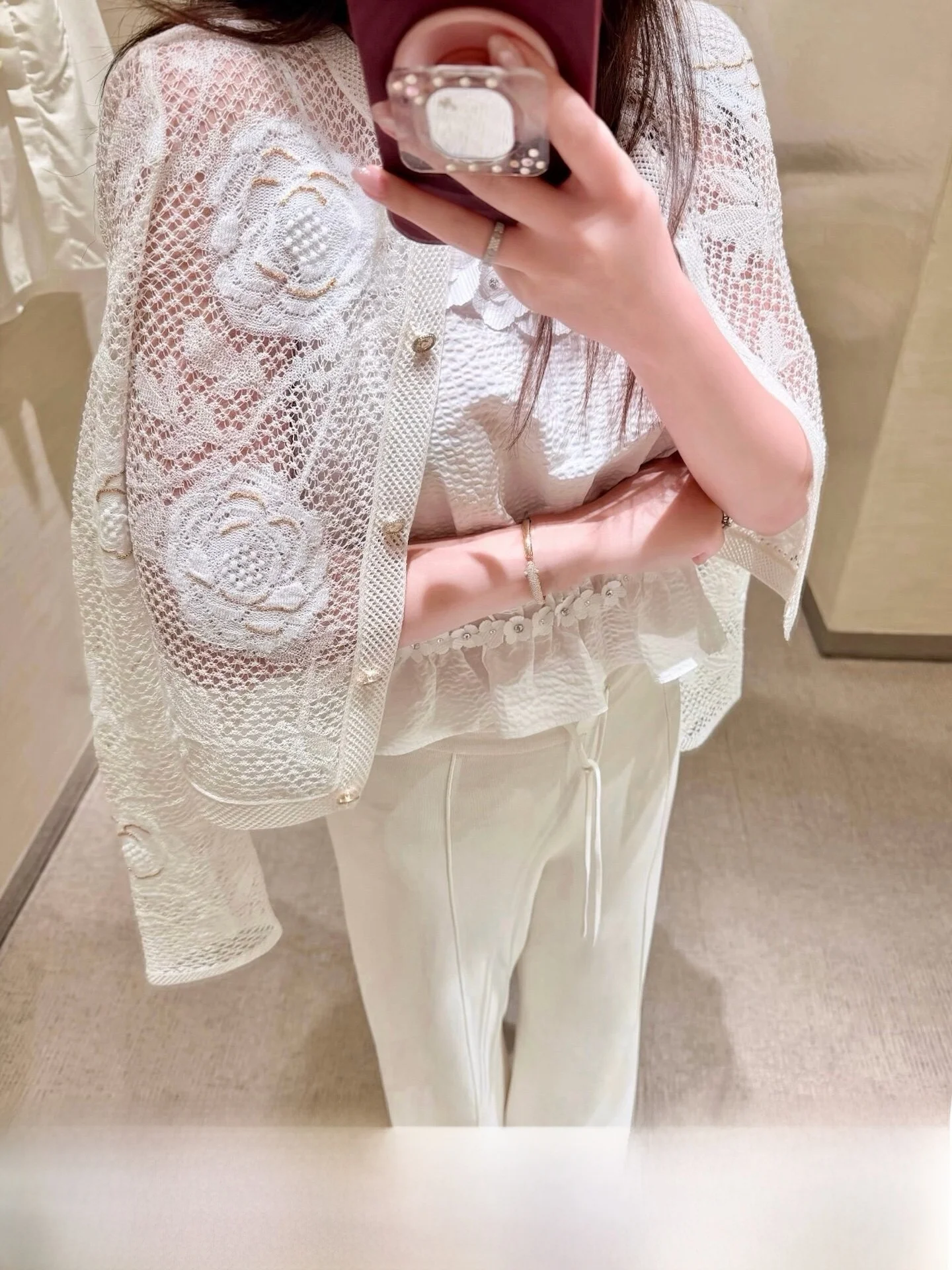 Кардиган F Boutique Tea Rose 26C, вязаный, кружевной, ажурный, с круглым вырезом, из мягкого льна, в стиле легкой роскоши, свободного кроя, с длинными рукавами
Кардиган F Boutique Tea Rose 26C, вязаный, кружевной, ажурный, с круглым вырезом, из мягкого льна, в стиле легкой роскоши, свободного кроя, с длинными рукавами