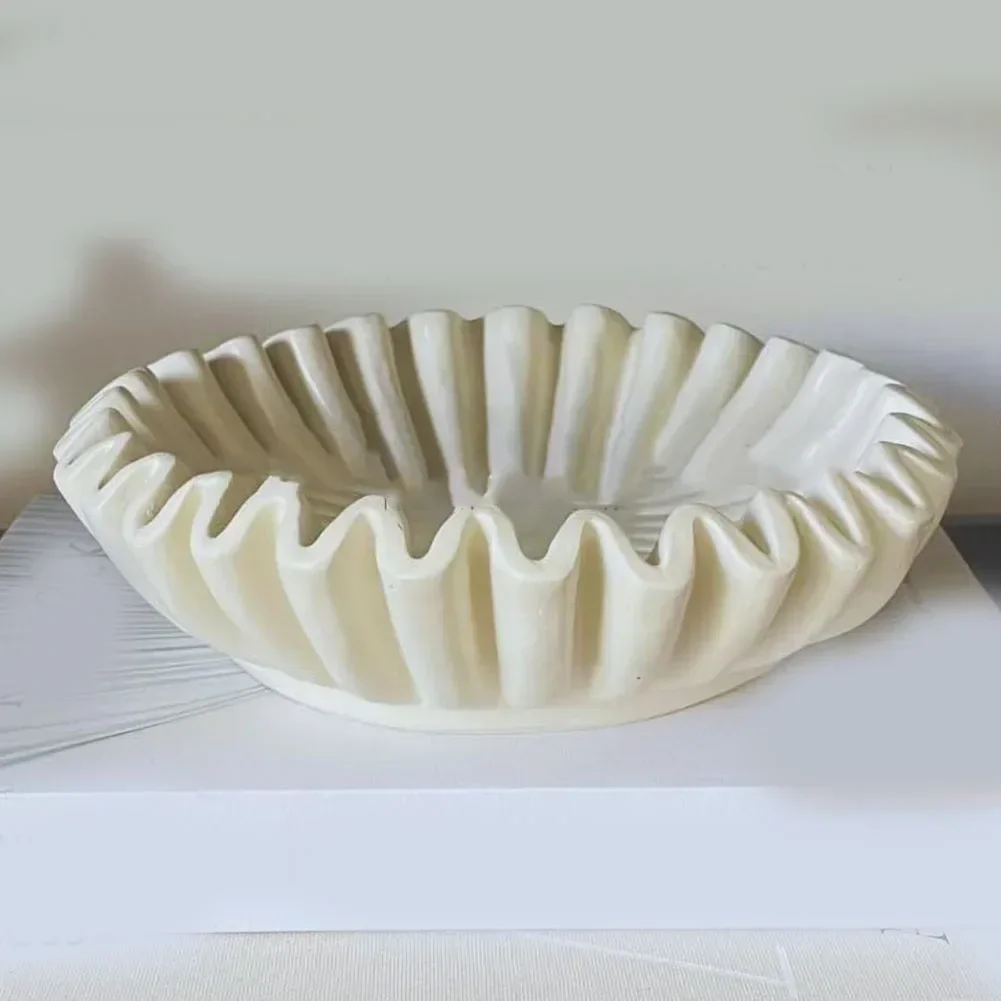 Ruffle Decorative Bowl Versatile And Long Lasting Fluted Scalloped Bowl Resin Flower Bowl Desktop Jewelry Storage Decor
Ruffle Decorative Bowl Versatile And Long Lasting Fluted Scalloped Bowl Resin Flower Bowl Desktop Jewelry Storage Decor