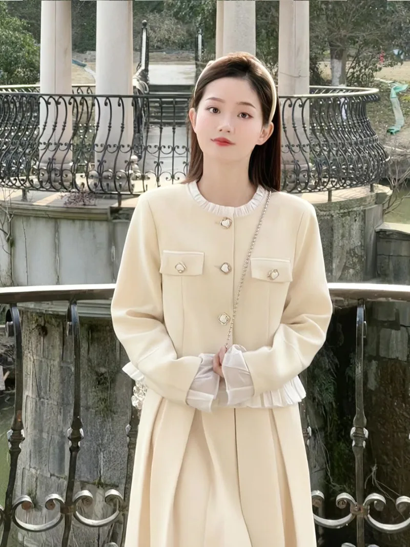 Korean Sweet Flounce Coat Pleated Skirt Two-piece Set Women Fashion O-neck Single Breasted Celebrity Solid Slim Spring Lady Suit
Korean Sweet Flounce Coat Pleated Skirt Two-piece Set Women Fashion O-neck Single Breasted Celebrity Solid Slim Spring Lady Suit