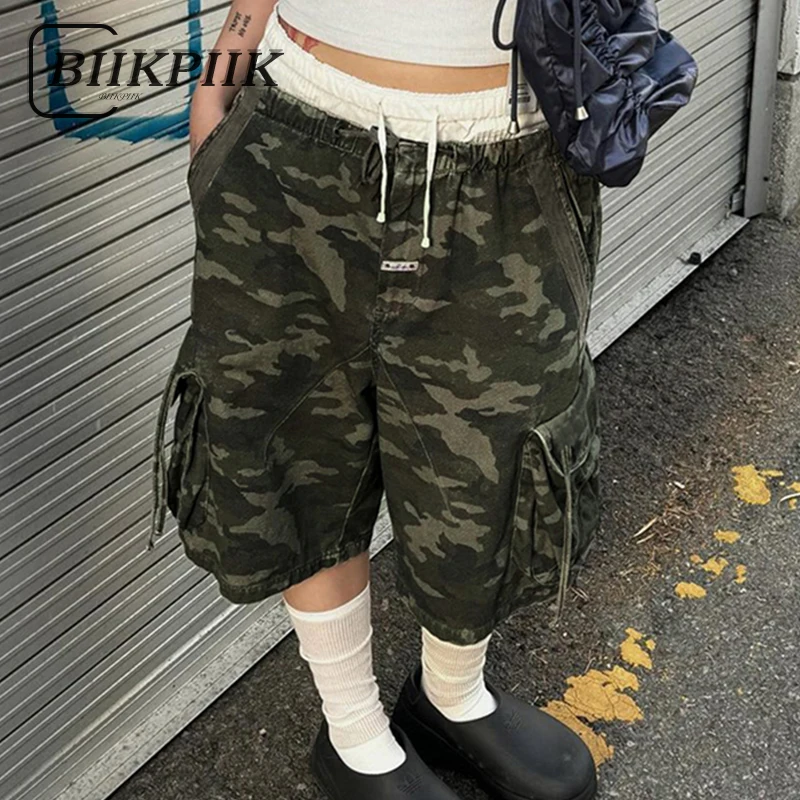 BIIKPIIK Streetwear Camouflage Middle Cargo Pants Fashion Pockets Jeans Casual All-match Women Denim Middle Pants Summer Bottoms
BIIKPIIK Streetwear Camouflage Middle Cargo Pants Fashion Pockets Jeans Casual All-match Women Denim Middle Pants Summer Bottoms