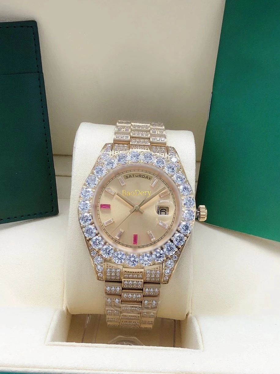 43mmMen's Diamond Watch with Case Big Diamond Bezel - A Statement Piece for the Sophisticated Gentleman
43mmMen's Diamond Watch with Case Big Diamond Bezel - A Statement Piece for the Sophisticated Gentleman