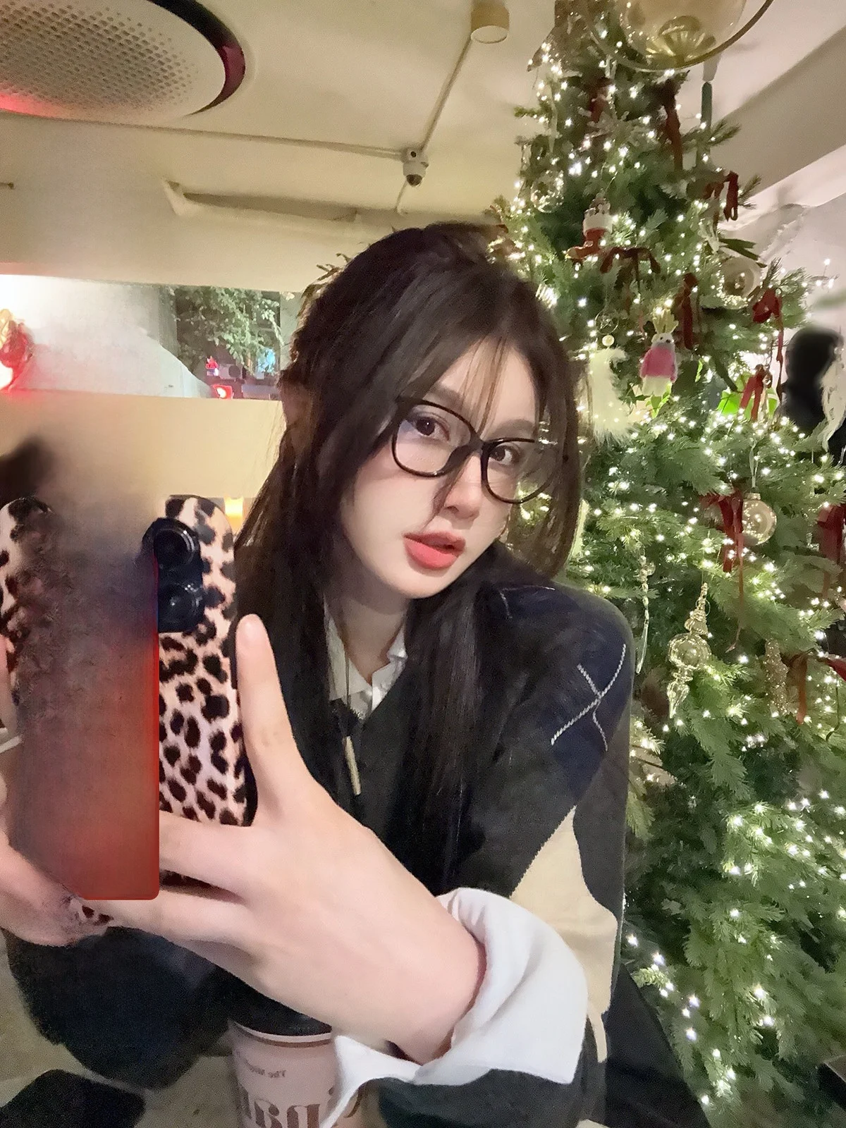 IUIU a Jing Home Berlin High nce Girl Knitted Sweater Top ort V-Ne College Sle Diamond id Autumn Winter
IUIU a Jing Home Berlin High nce Girl Knitted Sweater Top ort V-Ne College Sle Diamond id Autumn Winter