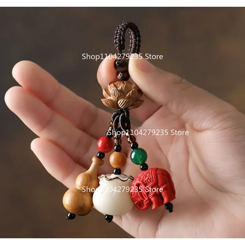 Suitable for Peach Wood Gourd Keychain Car Accessories
Suitable for Peach Wood Gourd Keychain Car Accessories