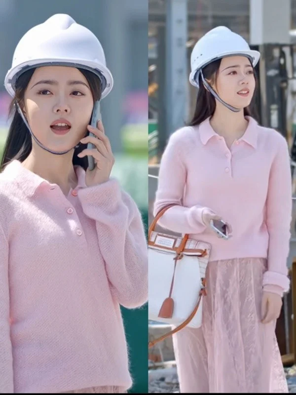 Zhaoyang Siwo Zhao Jinnai Nie Xiangguang Pink Collar Knitted Sweater Women Anti-Aging Turn-down Collar Top
Zhaoyang Siwo Zhao Jinnai Nie Xiangguang Pink Collar Knitted Sweater Women Anti-Aging Turn-down Collar Top