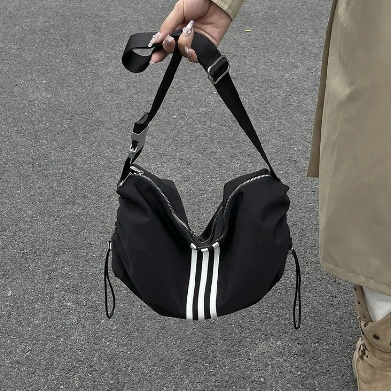 Stylish Elegant Diaper Bag Shoulder Mom Pharmacy Visit Baby Care Exquisite Sleek Sophisticated Fashionable Practical 2025 New
Stylish Elegant Diaper Bag Shoulder Mom Pharmacy Visit Baby Care Exquisite Sleek Sophisticated Fashionable Practical 2025 New