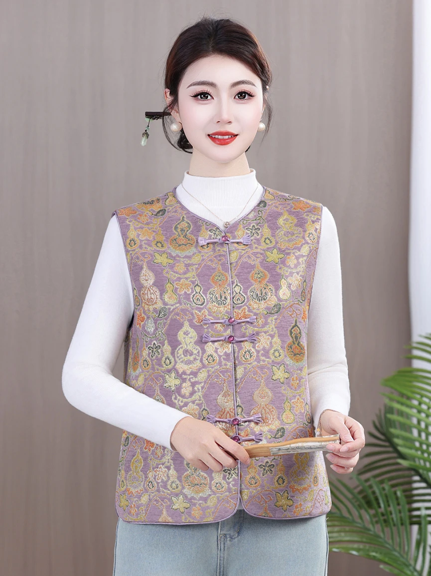 Spring Fashion Ladies Outerwear Embroidered Vest Middle-aged Women's Fashionable National Style Flower Patterned Jacket
Spring Fashion Ladies Outerwear Embroidered Vest Middle-aged Women's Fashionable National Style Flower Patterned Jacket