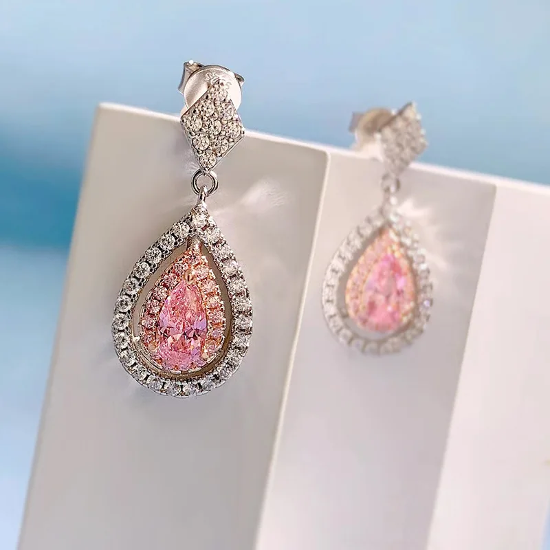 Elegant and fresh pear shaped pink diamond 4 * 7mm earrings and earrings 925 sterling silver simple and luxurious earrings
Elegant and fresh pear shaped pink diamond 4 * 7mm earrings and earrings 925 sterling silver simple and luxurious earrings