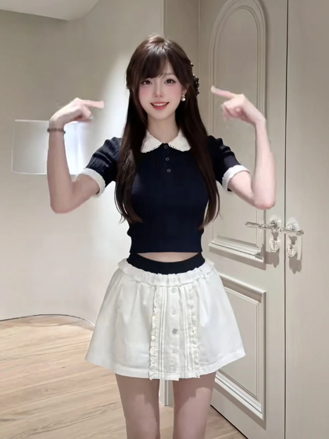 Korean Style Short Sleeve Shirt And High Waist Skirt Two Piece Set Comfortable Breathable Summer Outfit for Women
Korean Style Short Sleeve Shirt And High Waist Skirt Two Piece Set Comfortable Breathable Summer Outfit for Women