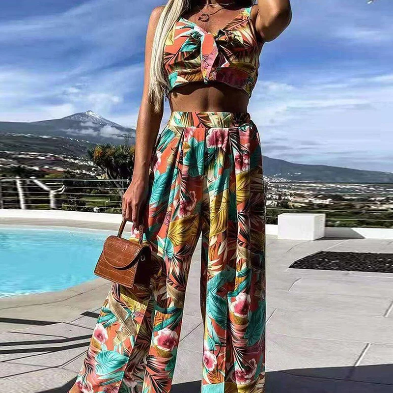 Fashion Pattern Printed Women Two Piece Sexy V-neck Suspender Top + Pants Set 2024 Summer Casual Sleeveless Hollow Beach Outfit
Fashion Pattern Printed Women Two Piece Sexy V-neck Suspender Top + Pants Set 2024 Summer Casual Sleeveless Hollow Beach Outfit