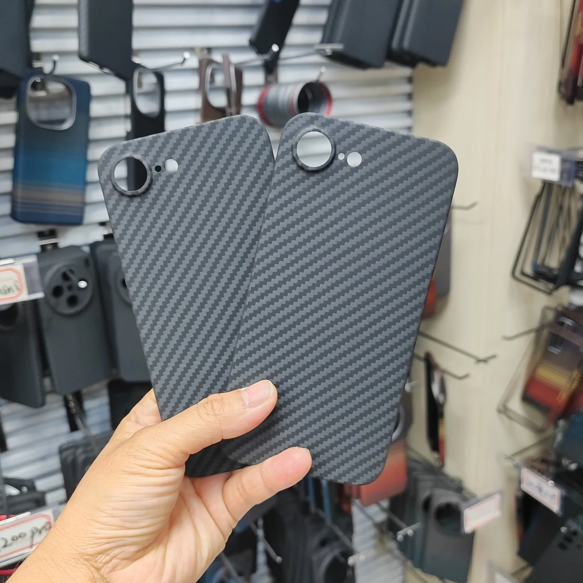 1500D Genuine Aramid Carbon Fiber Phone Case For iPhone 16E Ultra-thin Shell Back Cover For iPhone 16e Shockproof Protector Case
1500D Genuine Aramid Carbon Fiber Phone Case For iPhone 16E Ultra-thin Shell Back Cover For iPhone 16e Shockproof Protector Case