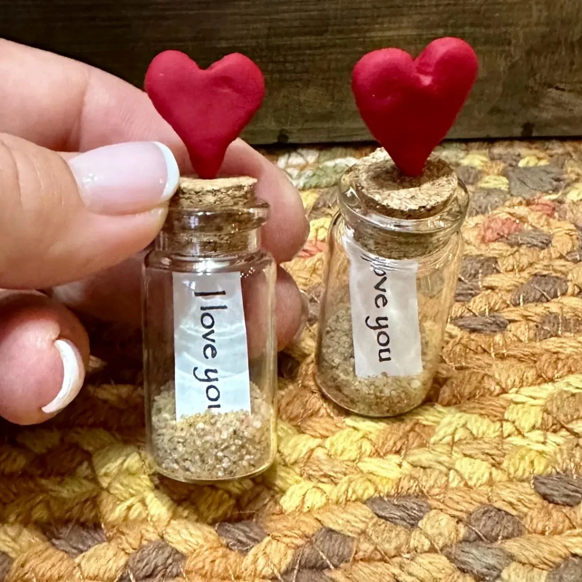 MESSAGE В ЛУЧКЕ, персонализированное сообщение в бутылке, стеклянная бутылка с пробкой, многоуровневый поднос, персонализированное сообщение, сообщение о ло.
MESSAGE В ЛУЧКЕ, персонализированное сообщение в бутылке, стеклянная бутылка с пробкой, многоуровневый поднос, персонализированное сообщение, сообщение о ло.