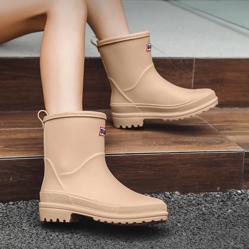 Fashion Rubber Boots for Women Rain Shoes Waterproof Work and Safety Galoshes Woman Non Slip Water Boots Garden Kitchen Footwear
Fashion Rubber Boots for Women Rain Shoes Waterproof Work and Safety Galoshes Woman Non Slip Water Boots Garden Kitchen Footwear