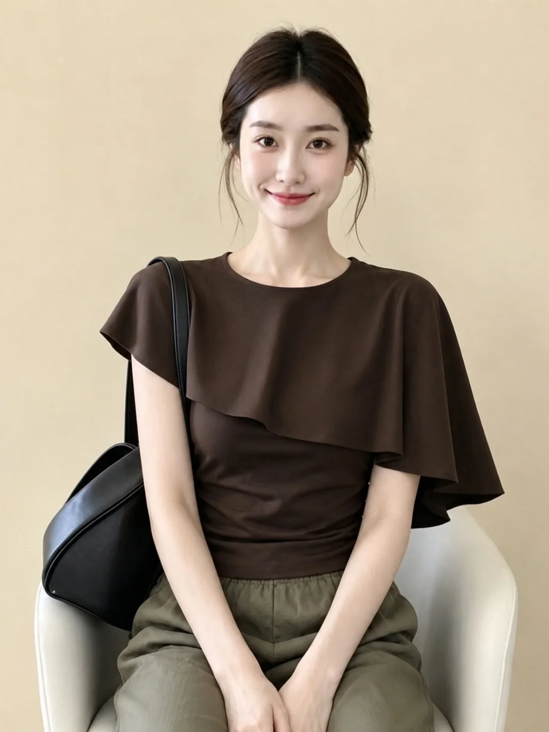 Retro Fashionable Short Sleeve round Neck Blouse with Lace Trim Commute Elegant High-End Feeling Silk Top for Women
Retro Fashionable Short Sleeve round Neck Blouse with Lace Trim Commute Elegant High-End Feeling Silk Top for Women