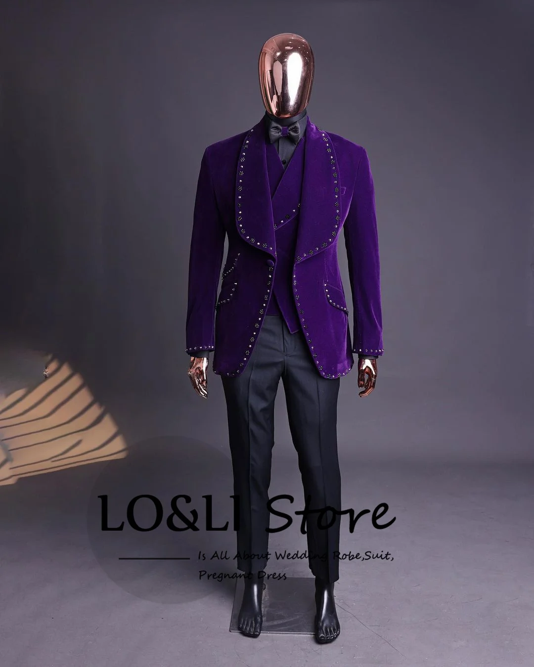 Luxury Purple Velvet Suit For Men Custom Made Big Shawl Lapel Handmade Pearl 2 Piece Jacket+Pants Formal Dinner Party NightClub
Luxury Purple Velvet Suit For Men Custom Made Big Shawl Lapel Handmade Pearl 2 Piece Jacket+Pants Formal Dinner Party NightClub