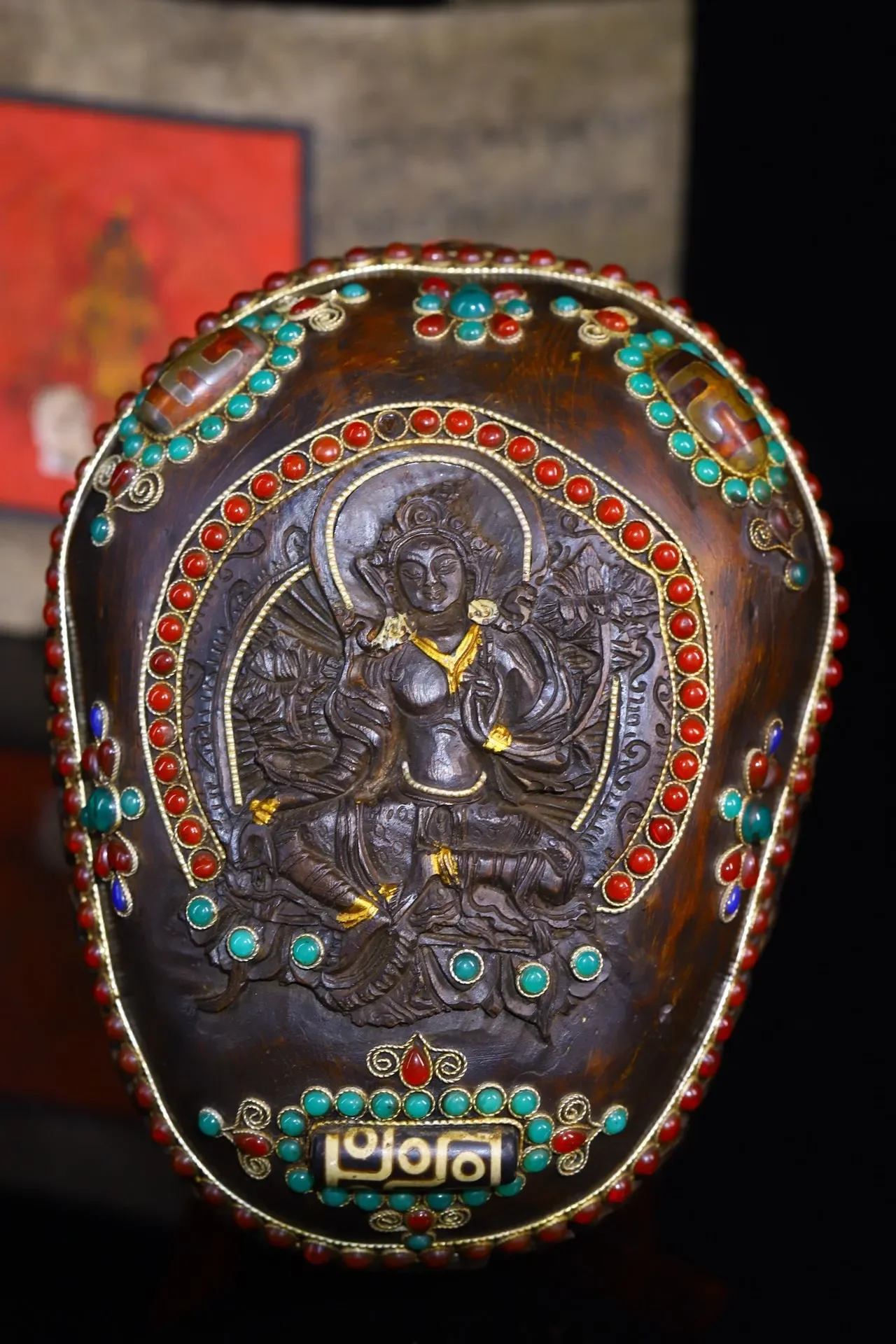 7"Tibetan Temple Collection Old Kapala Skull Cup Tibetan Silver Mosaic Gem gZi Beads Green Tara sitting Buddha Gabala Bowl
7"Tibetan Temple Collection Old Kapala Skull Cup Tibetan Silver Mosaic Gem gZi Beads Green Tara sitting Buddha Gabala Bowl