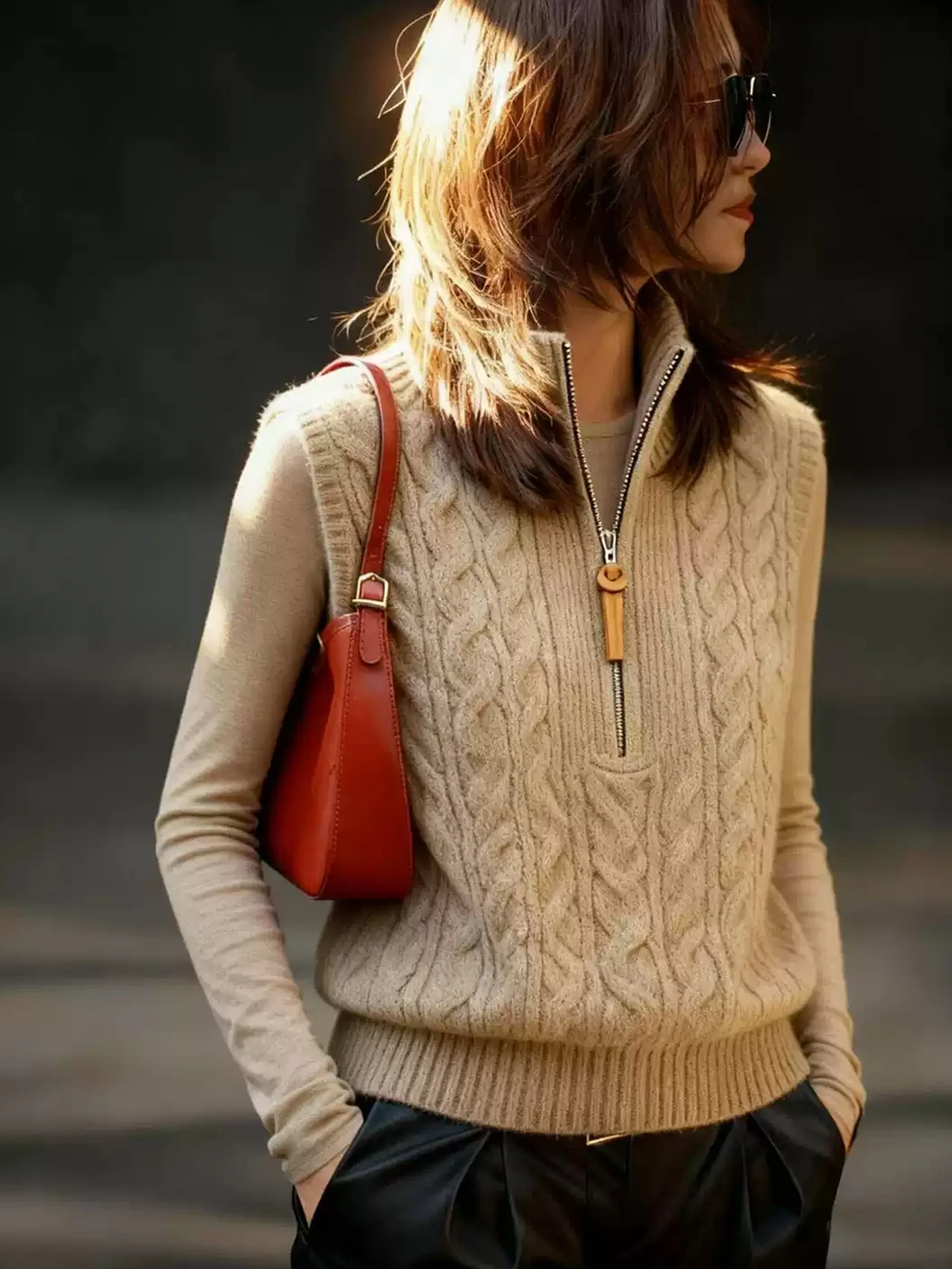 Корейский повседневный вязаный жилет на молнии, женская модная верхняя одежда Svel, обычный крой, чистый цвет
Корейский повседневный вязаный жилет на молнии, женская модная верхняя одежда Svel, обычный крой, чистый цвет