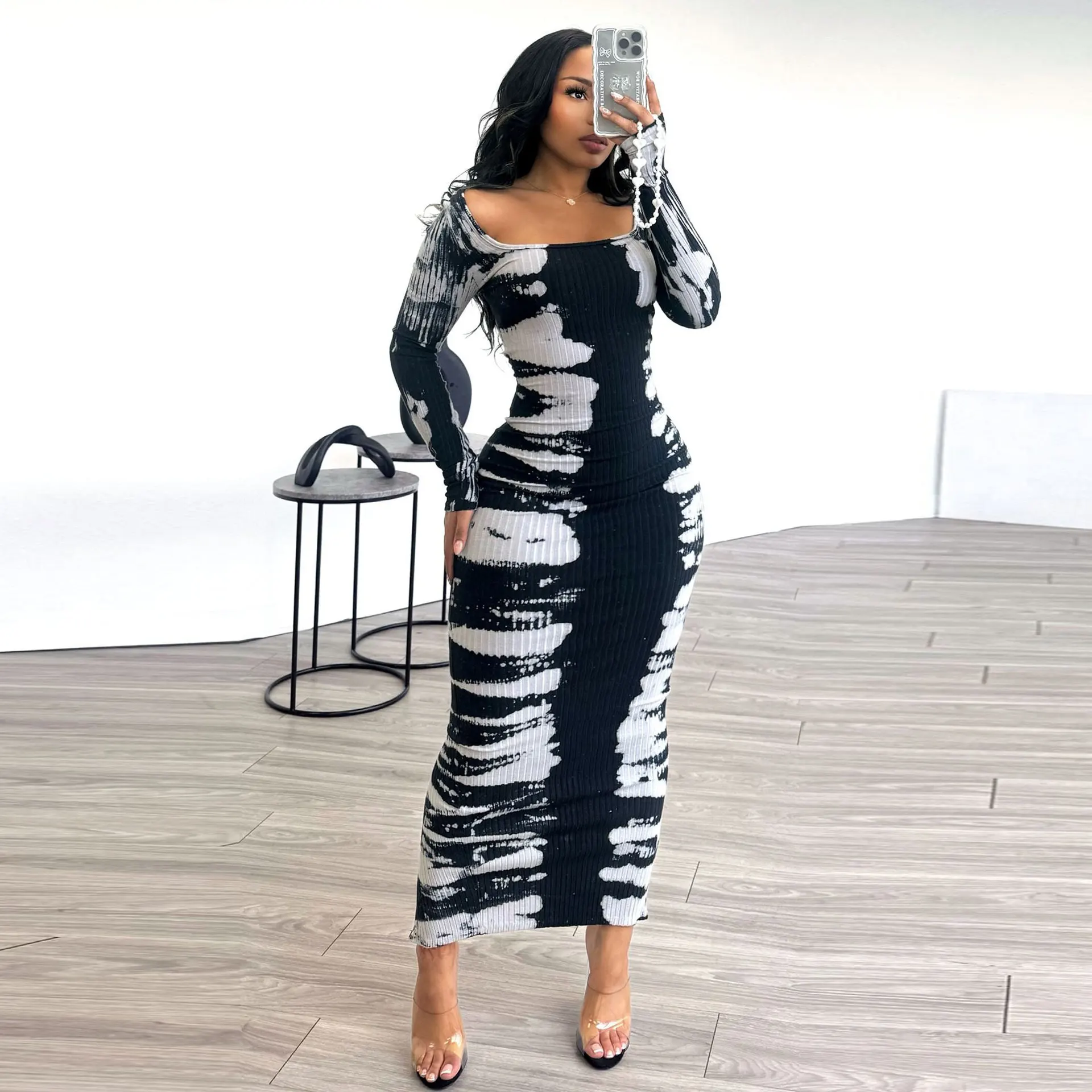 2024 Spring O-neck Women Long Sleeve Long Maxi Dress Elastic Print Sexy Party Night Club Birthday Bodycon Street Dresses
2024 Spring O-neck Women Long Sleeve Long Maxi Dress Elastic Print Sexy Party Night Club Birthday Bodycon Street Dresses