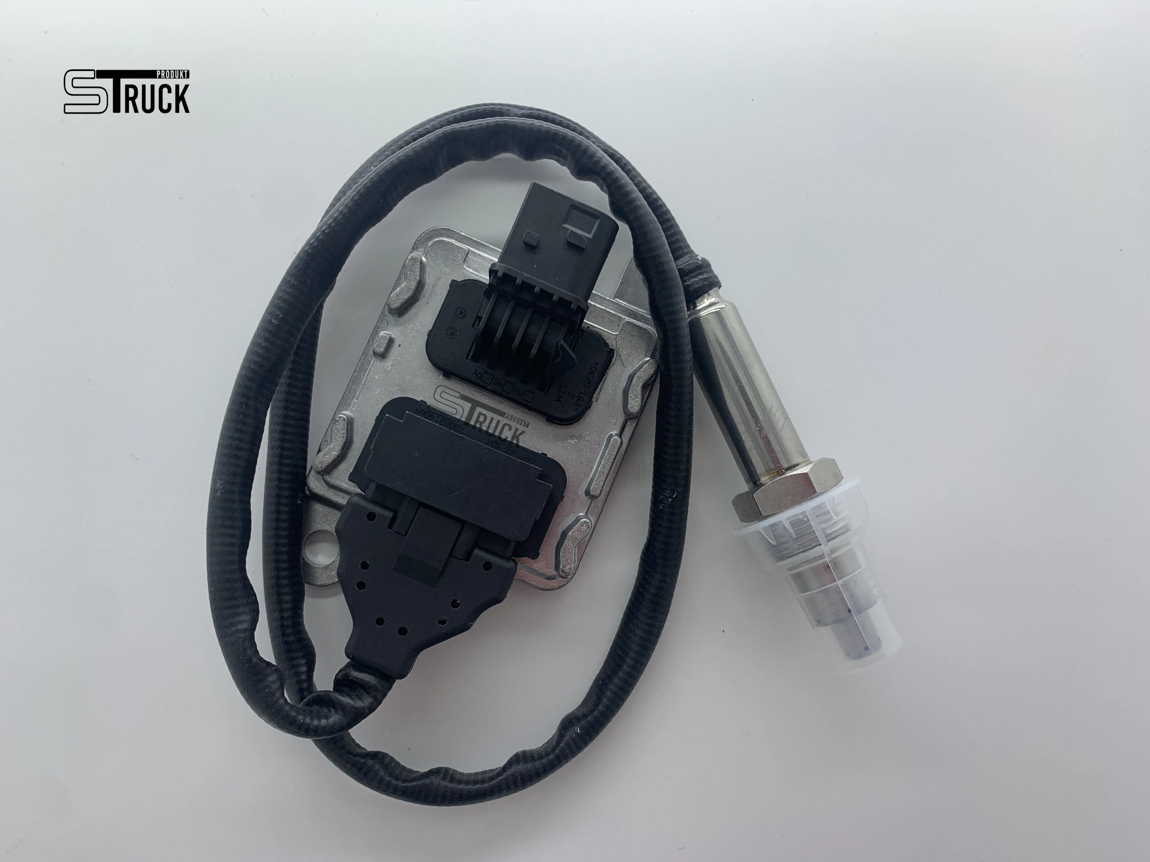 continental Nox Sensor 5WK9 6741 / 5WK9 6645C 4326874/5WK9 7341A /5WK9 7338A uninox sensor
continental Nox Sensor 5WK9 6741 / 5WK9 6645C 4326874/5WK9 7341A /5WK9 7338A uninox sensor