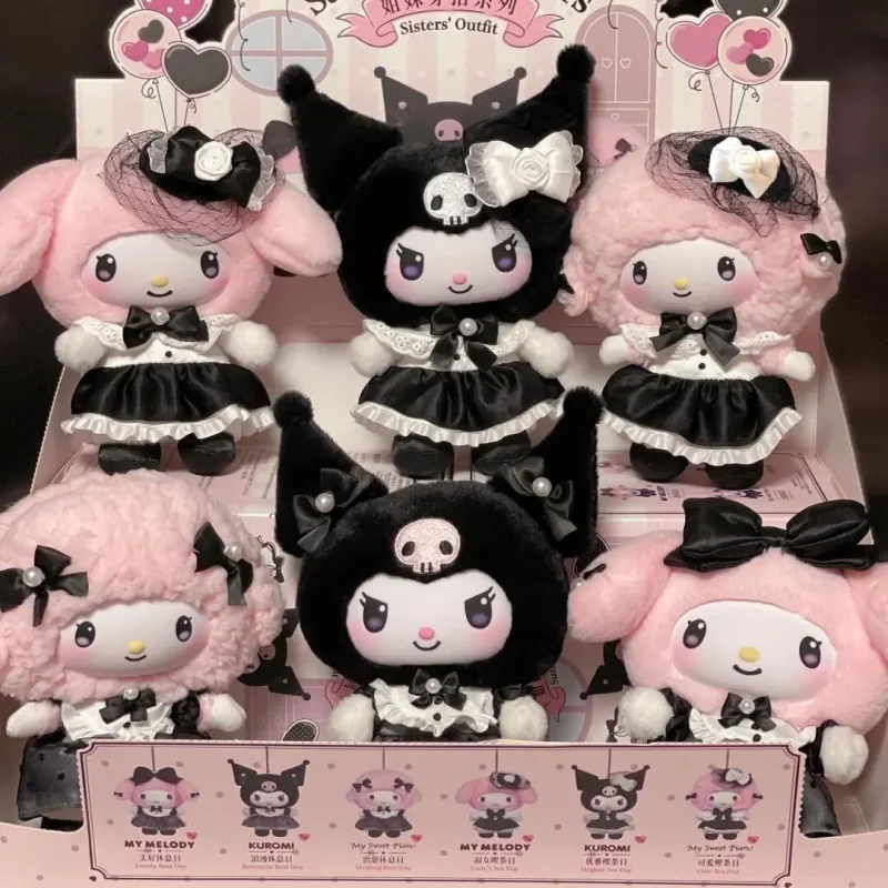 Натуральная серия персонажей Sanrio, наряд для сестры, слепая коробка, кавайные куклы, кулон, брелок, модные игрушки, коллекционные украшения, подарки
Натуральная серия персонажей Sanrio, наряд для сестры, слепая коробка, кавайные куклы, кулон, брелок, модные игрушки, коллекционные украшения, подарки