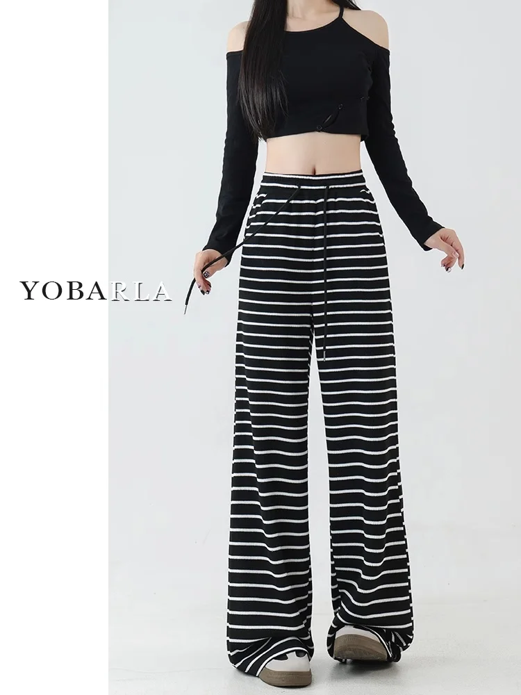 Black Stripe Casual Wide Leg Pants Women's Autumn Winter New High Waist Drape Loose Straight Knitted Towel Pants
Black Stripe Casual Wide Leg Pants Women's Autumn Winter New High Waist Drape Loose Straight Knitted Towel Pants