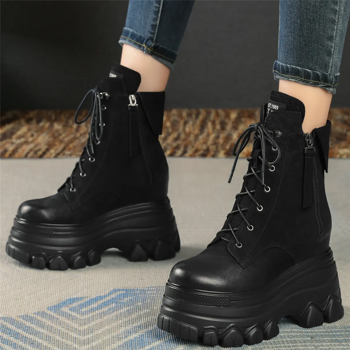 Winter Platform Pumps Shoes Women Genuine Leather Super High Heels Snow Boots Female Round Toe Fashion Sneakers Casual Shoes
Winter Platform Pumps Shoes Women Genuine Leather Super High Heels Snow Boots Female Round Toe Fashion Sneakers Casual Shoes