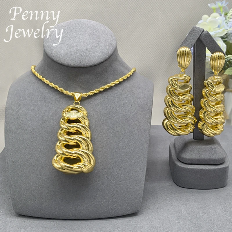 Fashion Dubai 24K Gold Plated Jewelry Set for Women Copper Choker Pendant Necklace Drop Earring Bridal Party Wedding Best Gifts
Fashion Dubai 24K Gold Plated Jewelry Set for Women Copper Choker Pendant Necklace Drop Earring Bridal Party Wedding Best Gifts
