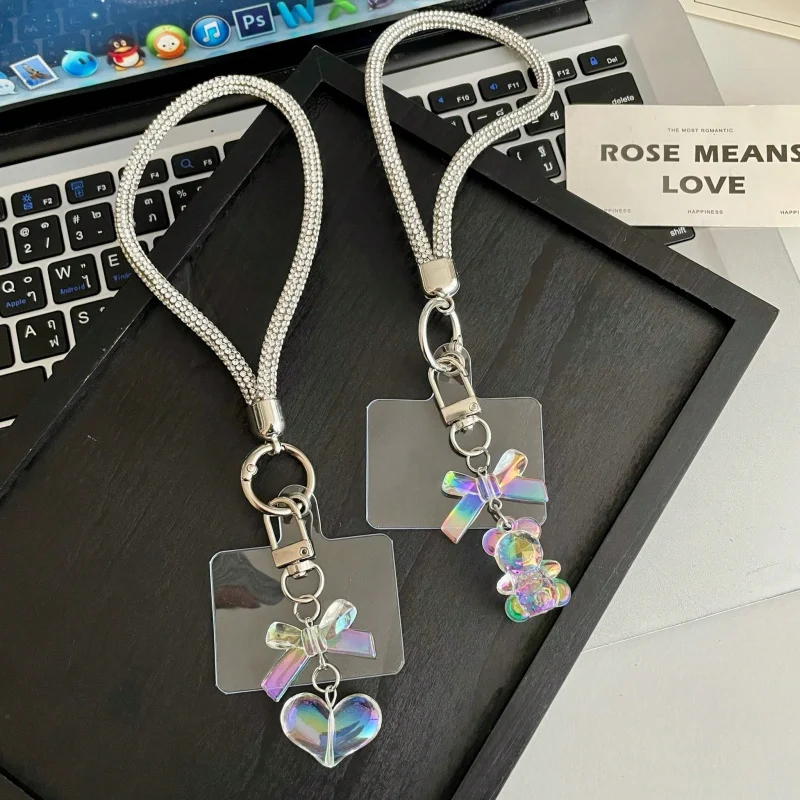 1PC Transparent Heart-Shaped Bear Luxury Rhinestone Phone Strap,Phone strap with diamonds,High-end phone charm strap,Suitable fo
1PC Transparent Heart-Shaped Bear Luxury Rhinestone Phone Strap,Phone strap with diamonds,High-end phone charm strap,Suitable fo