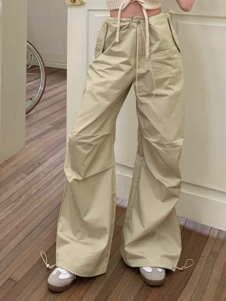Khaki Y2k Hiphop Cargo Pants Women Pockets Loose Streetwear Wide Leg Pants Female High Waist Fashion Casual Straight Pants 2023
Khaki Y2k Hiphop Cargo Pants Women Pockets Loose Streetwear Wide Leg Pants Female High Waist Fashion Casual Straight Pants 2023