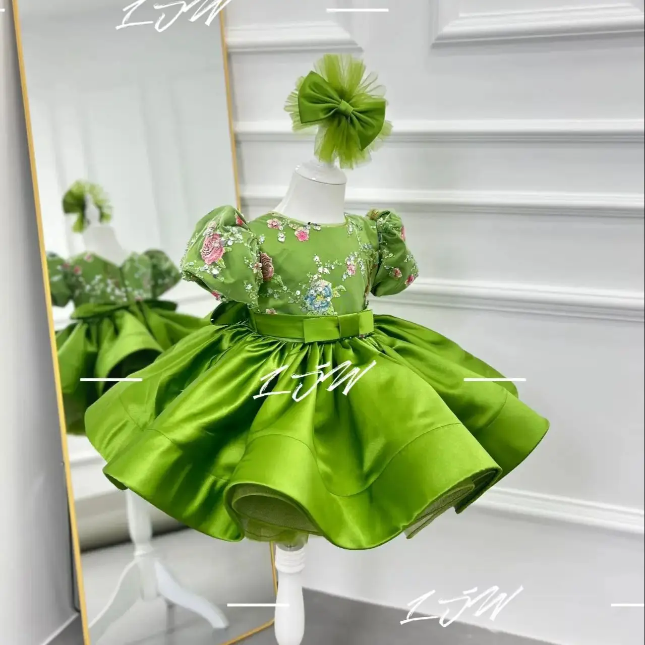 Elegant green gauze embroidery baby girl's Evening Ball Gown For Wedding Baptism Ceremony 2025 Little Girls Birthday Party Dres
Elegant green gauze embroidery baby girl's Evening Ball Gown For Wedding Baptism Ceremony 2025 Little Girls Birthday Party Dres