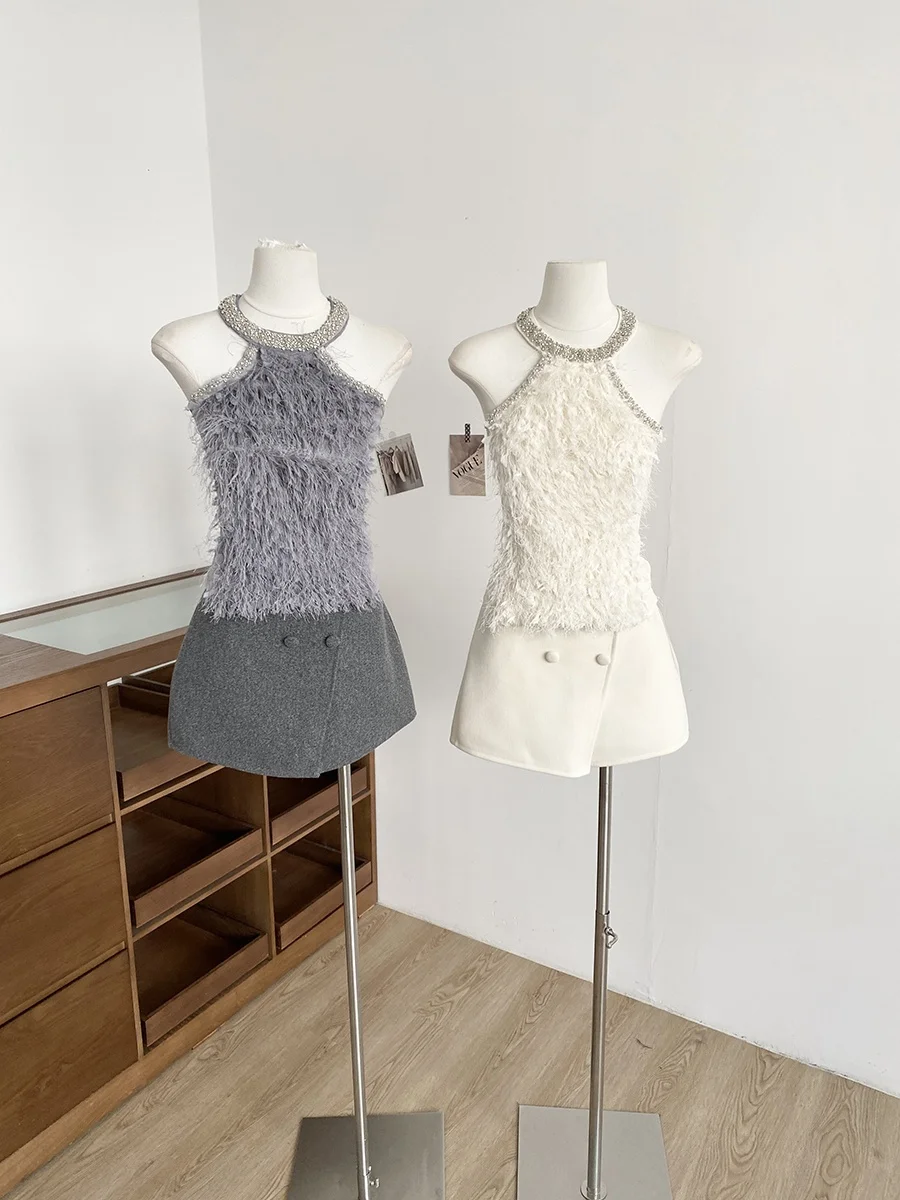 Spring 2026 Luxury Style Sexy Versatile Neckline Vest Slim Fit Woolen Skirt Women's Fashion Set Short Length Color
Spring 2026 Luxury Style Sexy Versatile Neckline Vest Slim Fit Woolen Skirt Women's Fashion Set Short Length Color