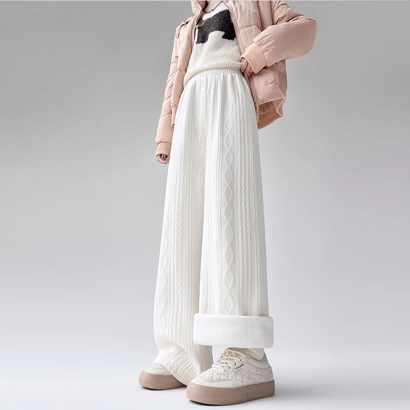 New Winter Women High Waist Thicken Warm Fleece Liner Long Pants High Quality Fashion Twisted Chenille Wide Leg Pants Trousers
New Winter Women High Waist Thicken Warm Fleece Liner Long Pants High Quality Fashion Twisted Chenille Wide Leg Pants Trousers
