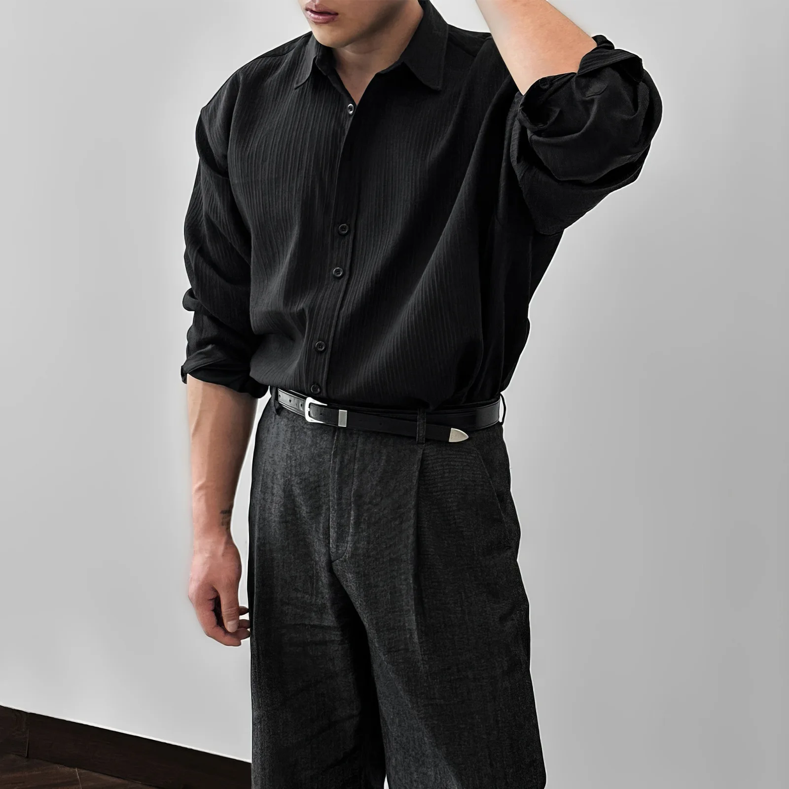 2026 Spring and Autumn Long Sleeve Shirt Men's Fashion Business Shirt Vertical Stripes Solid Color Loose
2026 Spring and Autumn Long Sleeve Shirt Men's Fashion Business Shirt Vertical Stripes Solid Color Loose