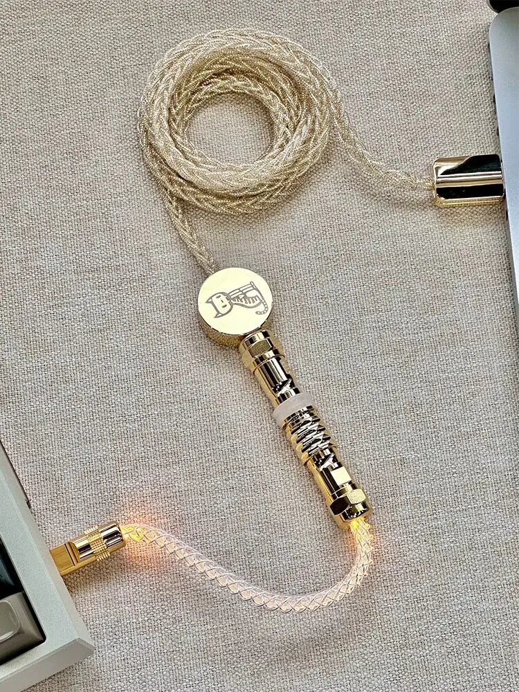 Single-crystal Copper Aviation Type-C Warm-toned Illumination 8K Return Rate Magnetic-axis Keyboard Customised Data Cables
Single-crystal Copper Aviation Type-C Warm-toned Illumination 8K Return Rate Magnetic-axis Keyboard Customised Data Cables