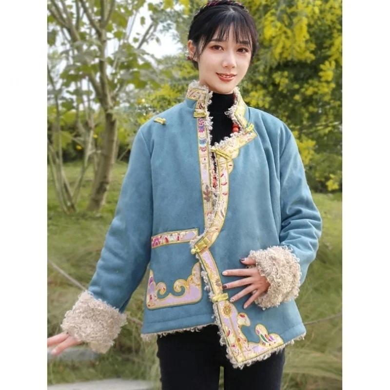 Women's Winter Tibetan Style Jacket Embroidered Long-pile Warmth Traditional Tibetan Robe Tops Ethnic Lhasa Clothing
Women's Winter Tibetan Style Jacket Embroidered Long-pile Warmth Traditional Tibetan Robe Tops Ethnic Lhasa Clothing