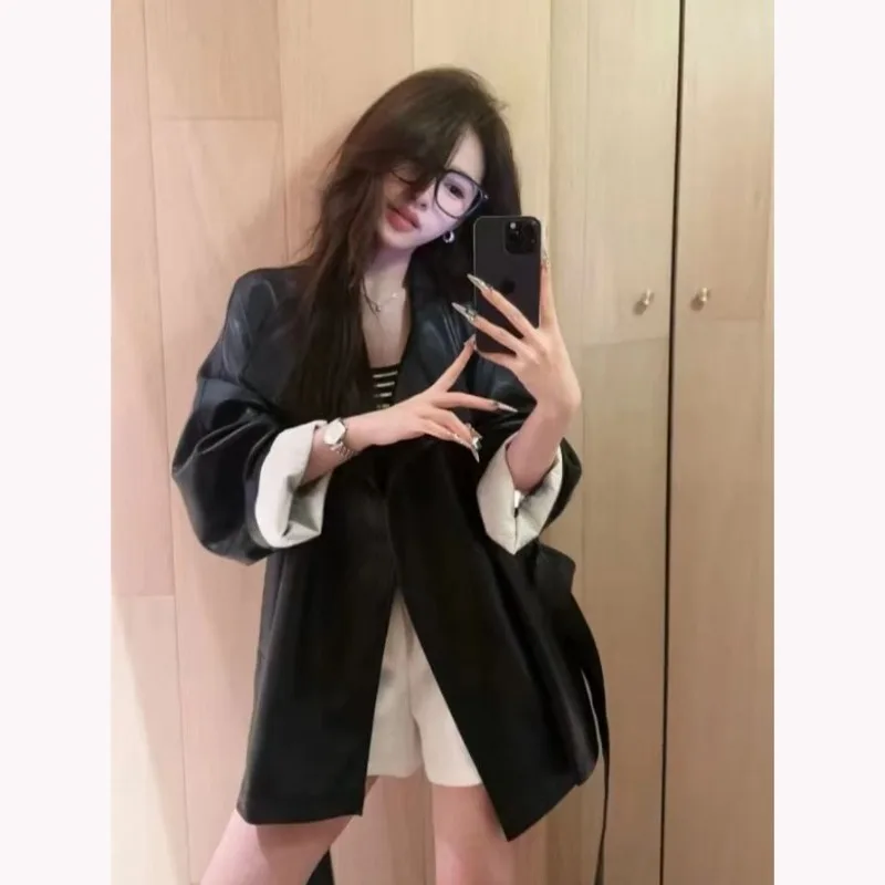 2026 Black Leather Jacket Women's High-end Sense New Cool Sa Style Temperament Huge Good-looking Jacket Medium and Long Parkas
2026 Black Leather Jacket Women's High-end Sense New Cool Sa Style Temperament Huge Good-looking Jacket Medium and Long Parkas