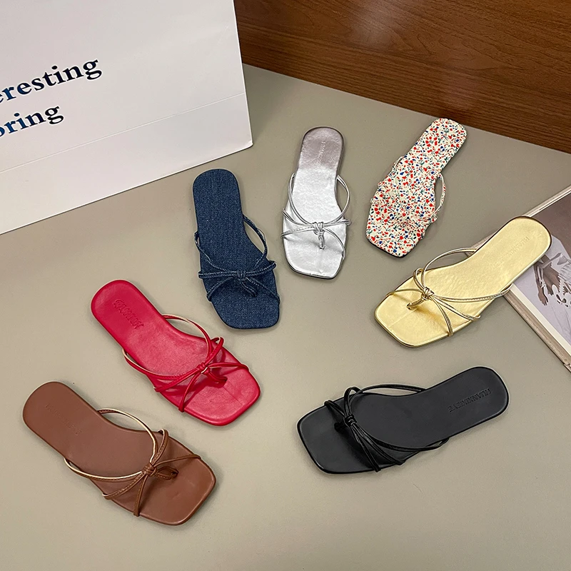 Women Flat Slide Sandals Woven Fabric Comfortable Slip on Summer Beach Daily Wear Footwear Breathable Lightweight Design Fashion
Women Flat Slide Sandals Woven Fabric Comfortable Slip on Summer Beach Daily Wear Footwear Breathable Lightweight Design Fashion
