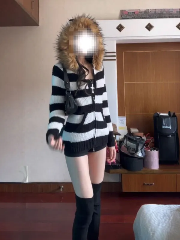 Korean Lazy Sle Faionable Hoodie Sweater Unique Color Blo Beautiful Small Vintage Winter Top for Women 2026
Korean Lazy Sle Faionable Hoodie Sweater Unique Color Blo Beautiful Small Vintage Winter Top for Women 2026