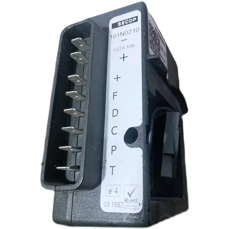 101N0210 DC 12/24V Vehicular Refrigerator Variable Frequency Compressor Drive Module
101N0210 DC 12/24V Vehicular Refrigerator Variable Frequency Compressor Drive Module