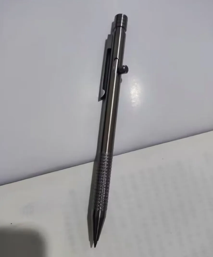 1 Piece Bolt Action Pen Titanium Pen Ballpoint Pen with Clip Compact Size EDC Tool
1 Piece Bolt Action Pen Titanium Pen Ballpoint Pen with Clip Compact Size EDC Tool