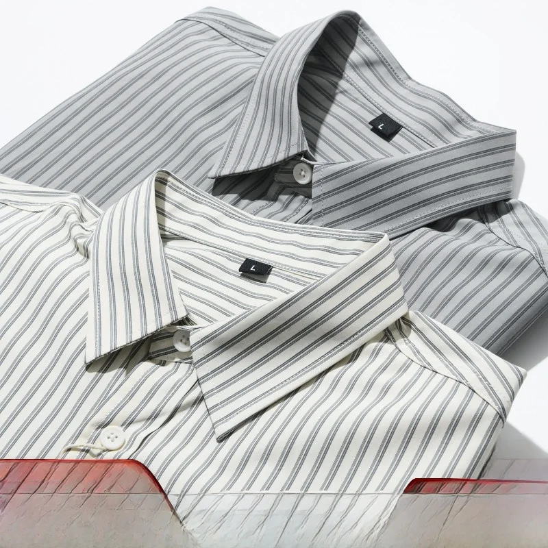 Lightweight Breathable Ice Silk Stripe Casual Men's Shirt Loose Fit Short Sleeve Summer Fashionable Unisex Open Cardigan
Lightweight Breathable Ice Silk Stripe Casual Men's Shirt Loose Fit Short Sleeve Summer Fashionable Unisex Open Cardigan