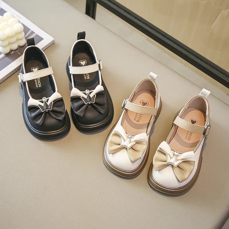 New Leather Shoe Fashion Versatile Comfort Kid Shoes Soft Soled Non Slip Girl Shoe Exquisite Classic Princess Shoes Flat Sandals
New Leather Shoe Fashion Versatile Comfort Kid Shoes Soft Soled Non Slip Girl Shoe Exquisite Classic Princess Shoes Flat Sandals