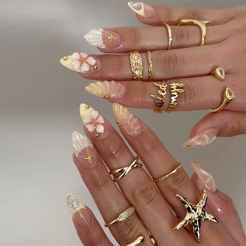 Nail Art Stereo Carved Spice Girl French Style Chinese Almond Fake Nail Handmade Detachable Wearable Nail
Nail Art Stereo Carved Spice Girl French Style Chinese Almond Fake Nail Handmade Detachable Wearable Nail