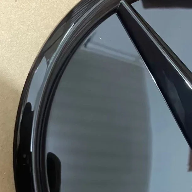 Grill Badge 3D Mirror Front Emblem For Mercedes W205W212 W213 W204 ML W166 CLA C117 A W176 W177 C W204 E GLK X204 GLA GLC GLE B 
Grill Badge 3D Mirror Front Emblem For Mercedes W205W212 W213 W204 ML W166 CLA C117 A W176 W177 C W204 E GLK X204 GLA GLC GLE B