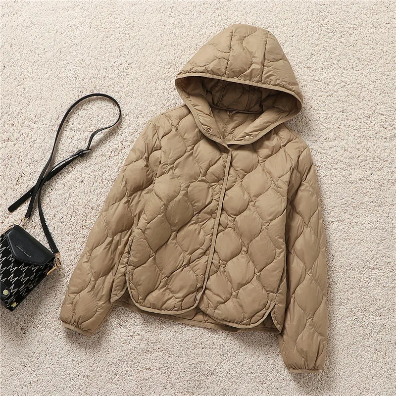 Autumn/Winter Women's Hooded Short Lightweight Down Jacket for Casual Layering and Trendy Short Stature Duck Down Coat
Autumn/Winter Women's Hooded Short Lightweight Down Jacket for Casual Layering and Trendy Short Stature Duck Down Coat